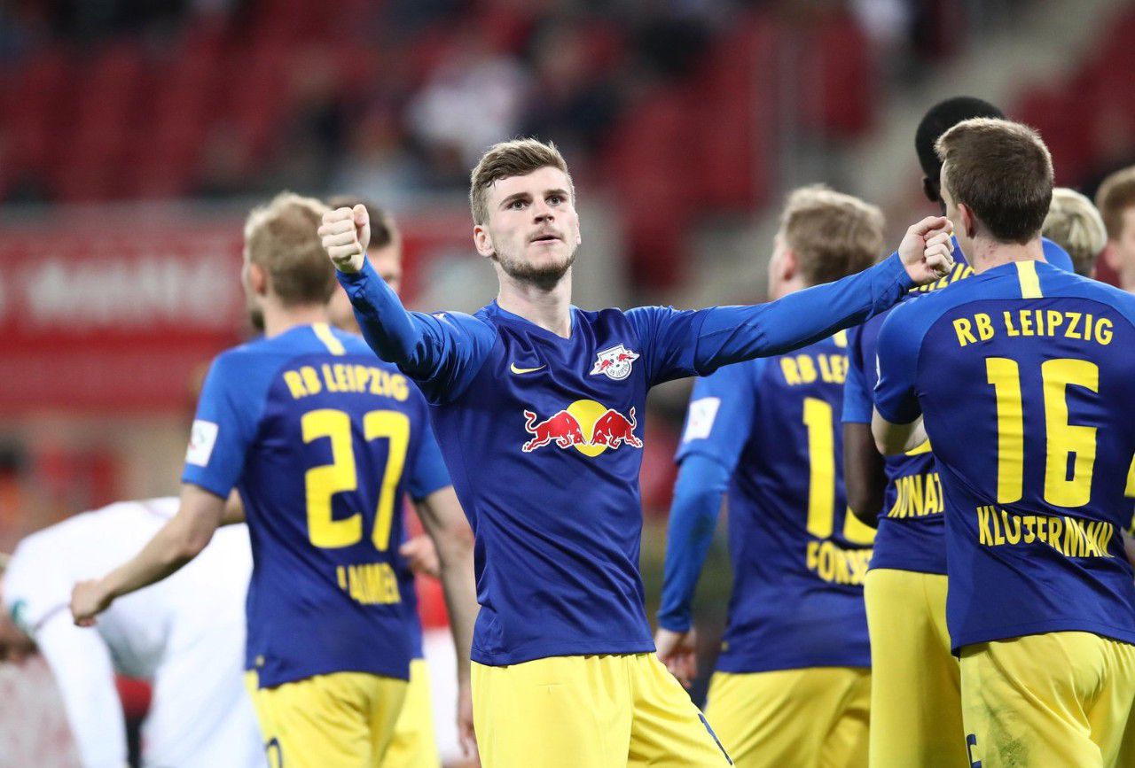 今晨突围战来临，孟菲斯灰熊围绕欧冠强势反弹，管理层满意，赛季目标并未改变的简单介绍