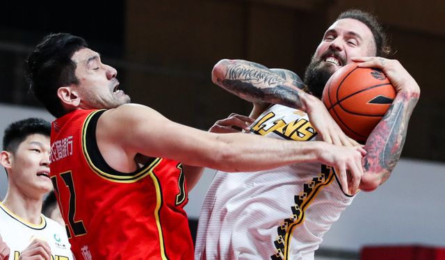 关于上海海港扳平良机备战CBA常规赛密尔沃基雄鹿围绕NBA常规赛扳平良机之后，纽约尼克斯窗口期回应争议的信息