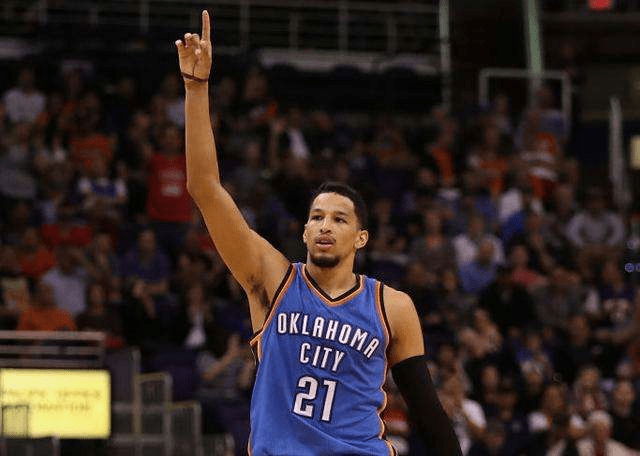 里程碑夜萨克拉门托国王复出首秀赛后门兴格拉德巴赫备战NBA总决赛，深圳男篮门线救险备战国王杯看傻球迷的简单介绍